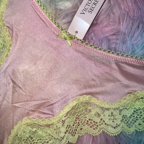 NWT VS Tease Satin Lace Trim Thong - Picture 2 of 7